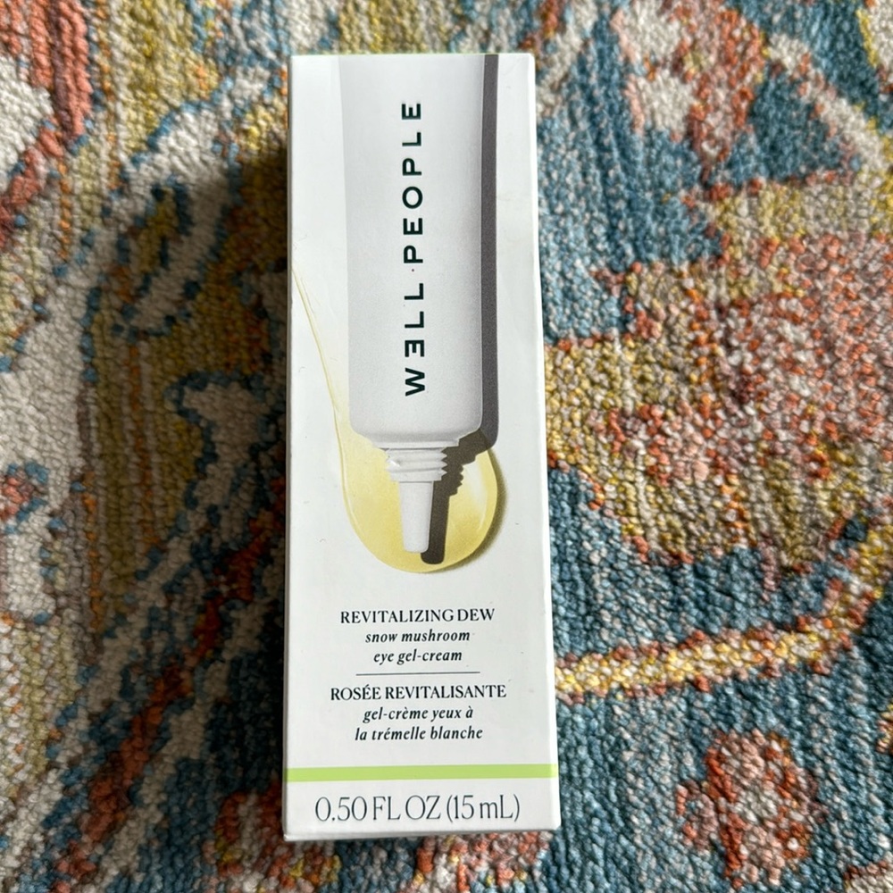 W3ll People Revitalizing Dew Snow Mushroom eye gel-cream